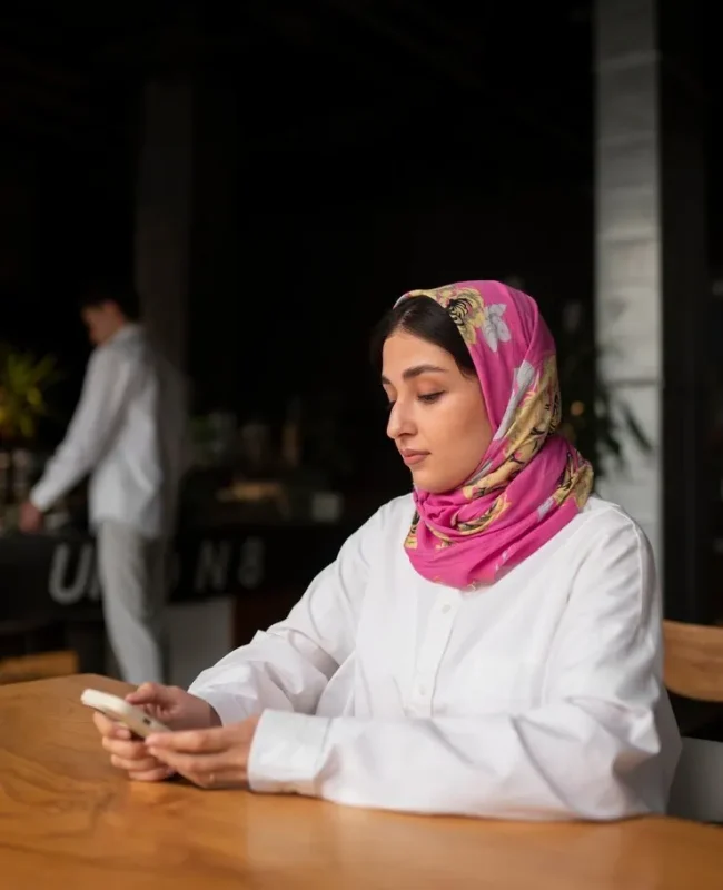 medium-shot-arab-woman-wearing-h medium-shot-arab-woman-wearing-h
